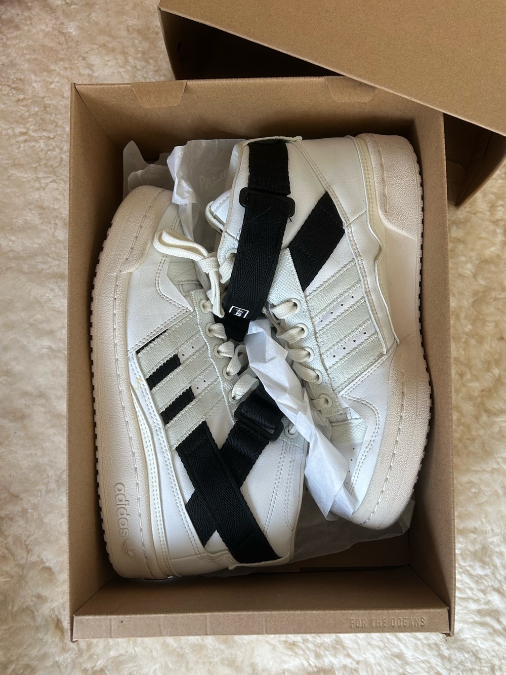 Adidas Forum Mid Parley GUC